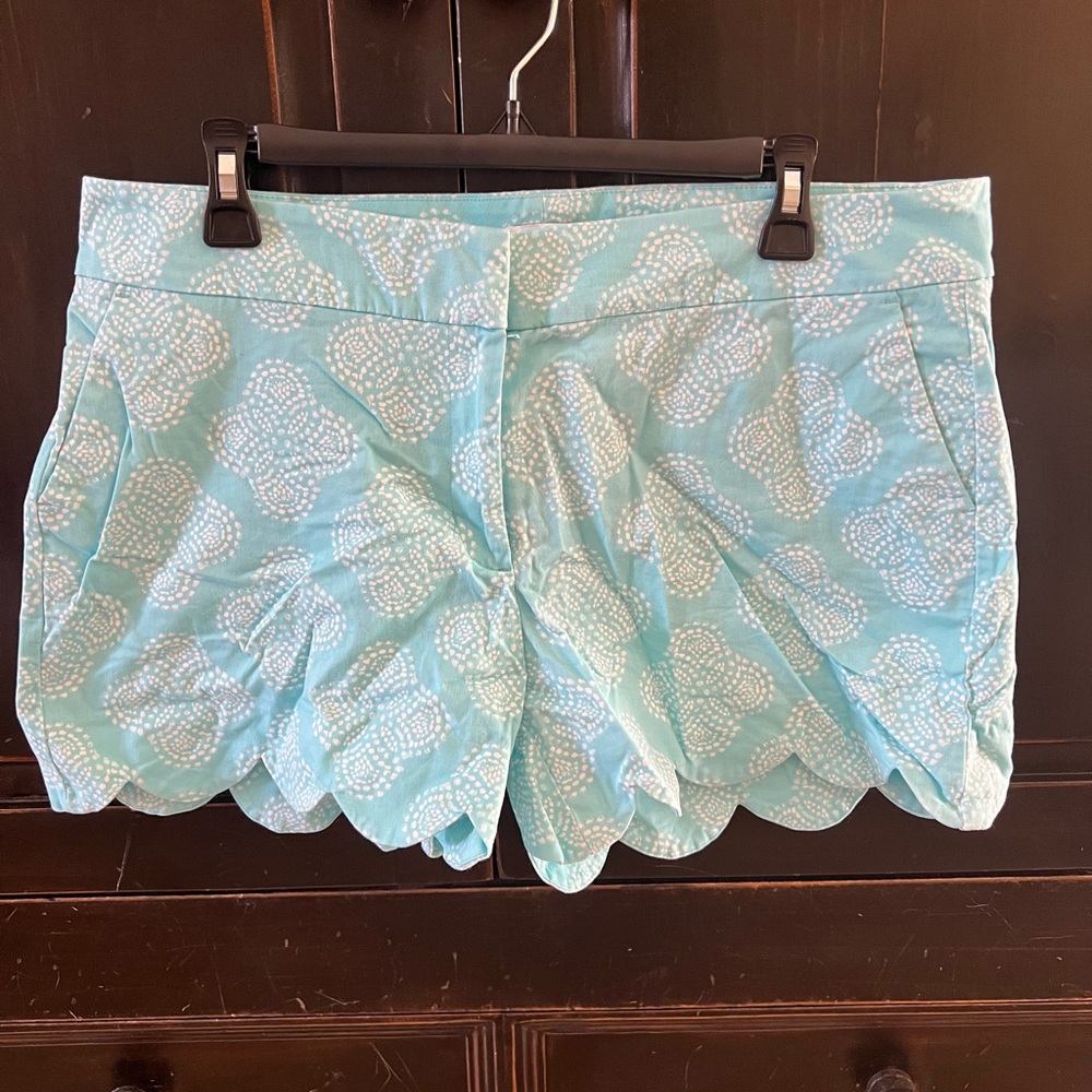 Crown & Ivy High Waist Blue and White Shorts